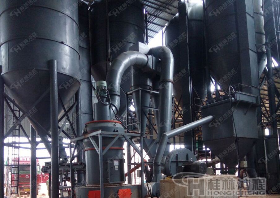 桂林鴻程新型磨粉設(shè)備，螢石雷蒙機,螢石雷蒙磨,80-800目螢石雷蒙磨粉機：HCQ系列改進型磨粉機HCQ1500