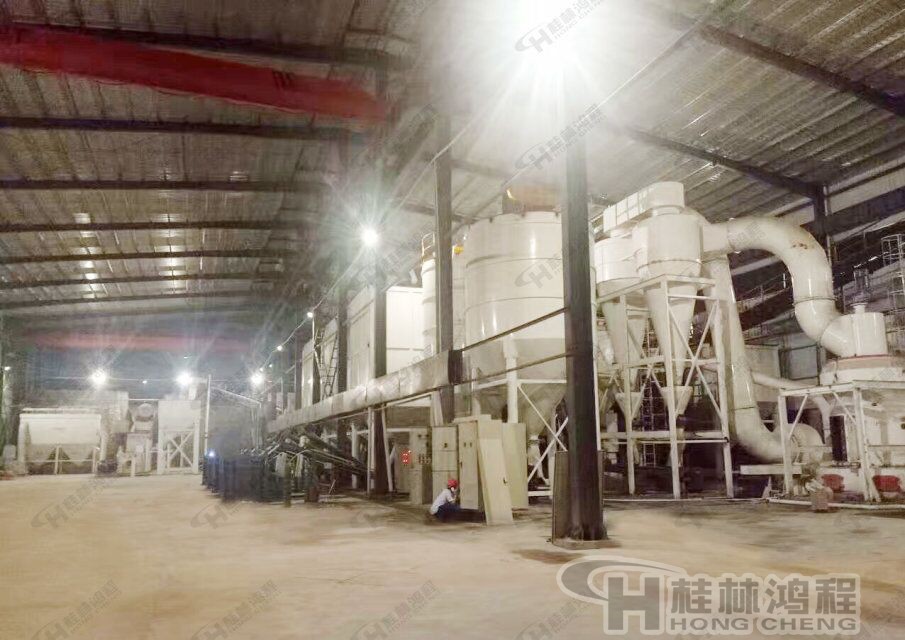 滑石粉，滑石粉碎設(shè)備，磨粉設(shè)備，磨粉機(jī)，雷蒙機(jī)