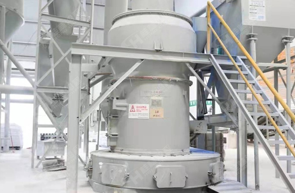 四川某市HC1500擺式磨粉機(jī)生產(chǎn)線投產(chǎn)：白云石粉325目，時產(chǎn)6噸